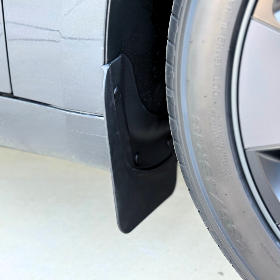 Premium mudflaps for the Refreshed Tesla Model 3 (Front)