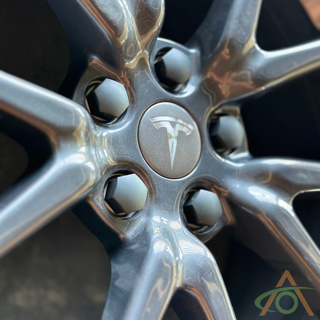 Center Caps for Tesla dark grey Alloy Wheels