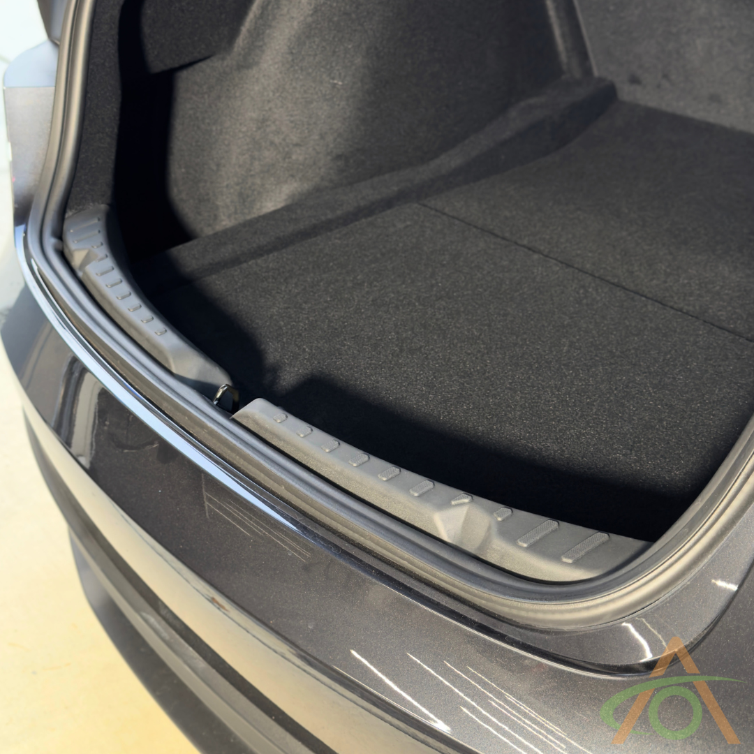 Trunk Sill Protector for Refreshed Model 3
