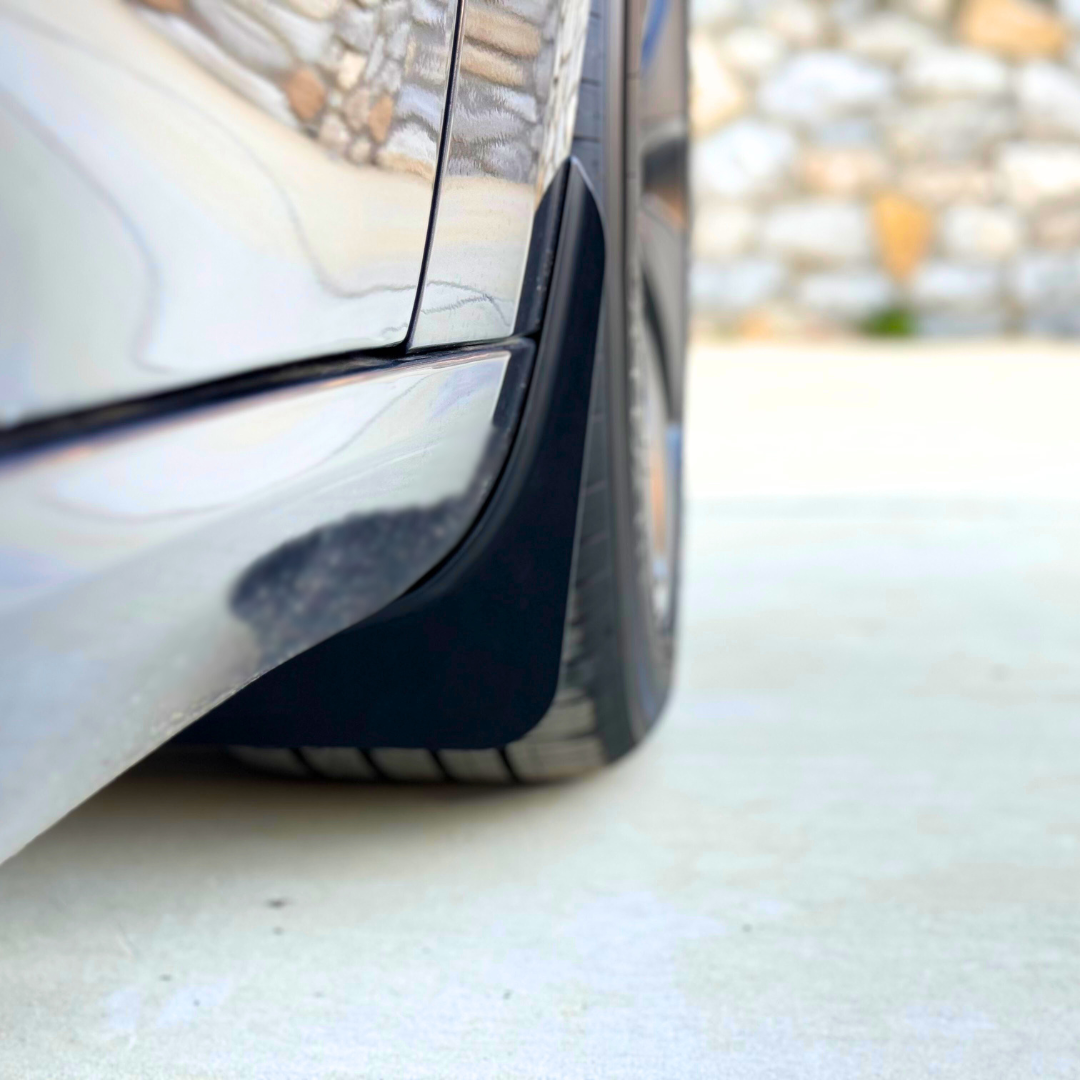 Premium mudflaps for the Refreshed Tesla Model 3 (Front)