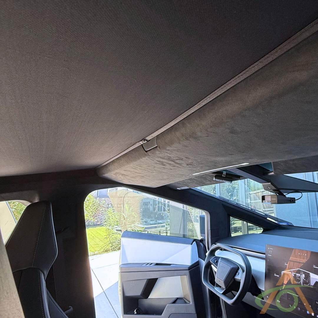 Reflective roof sunshade for Cybertruck