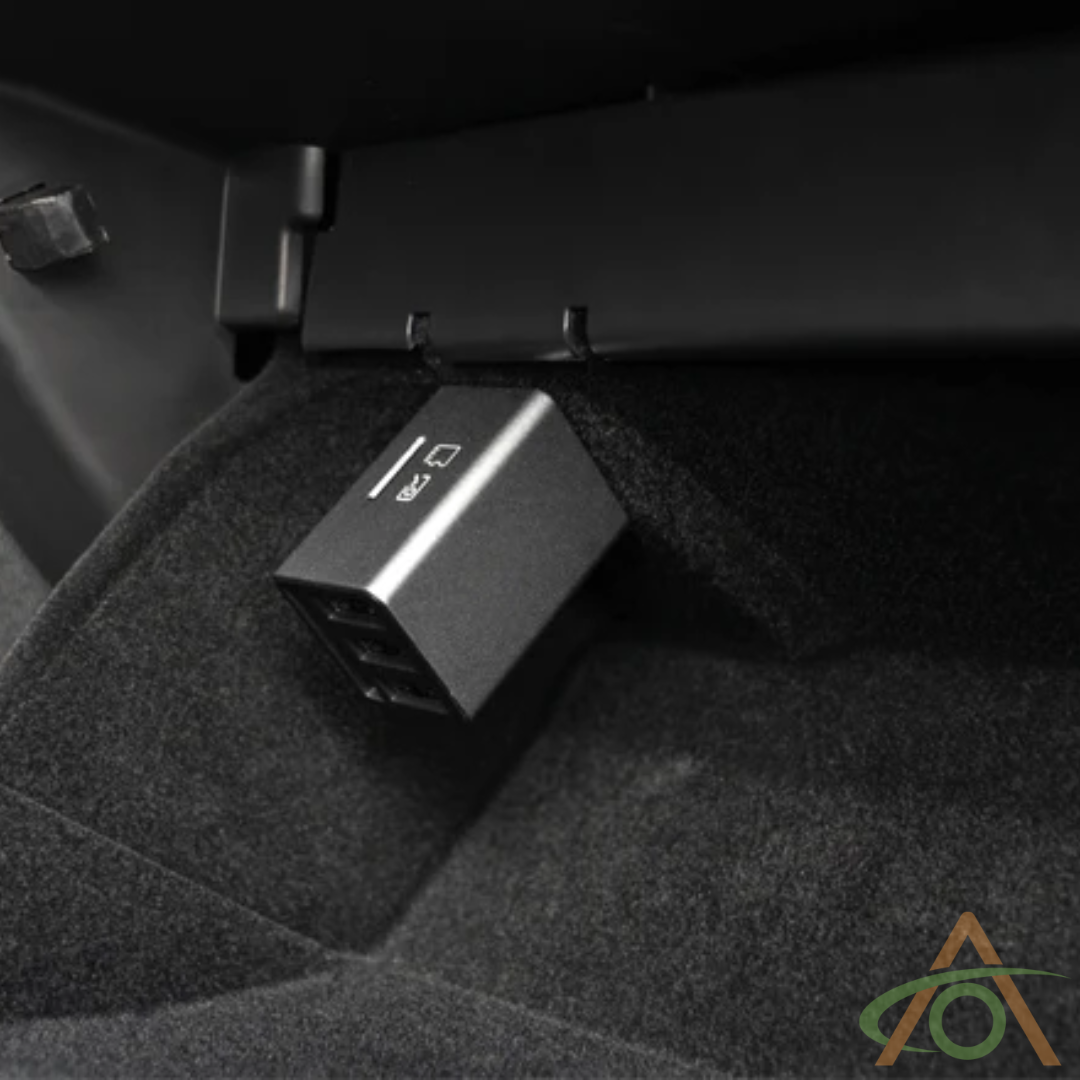 3 Port USB Hub with DashCam Reader