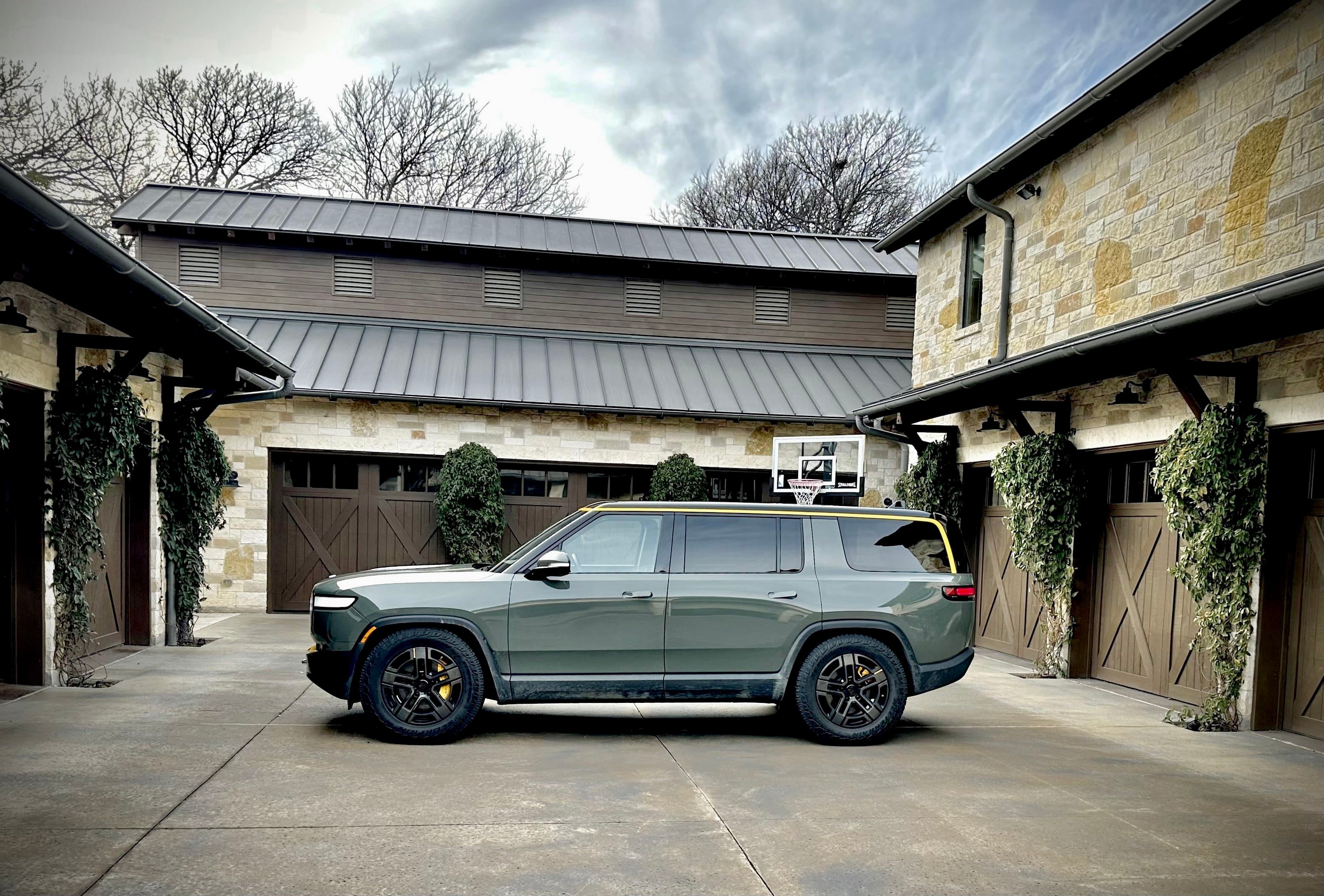 Chrome Delete for Rivian R1S