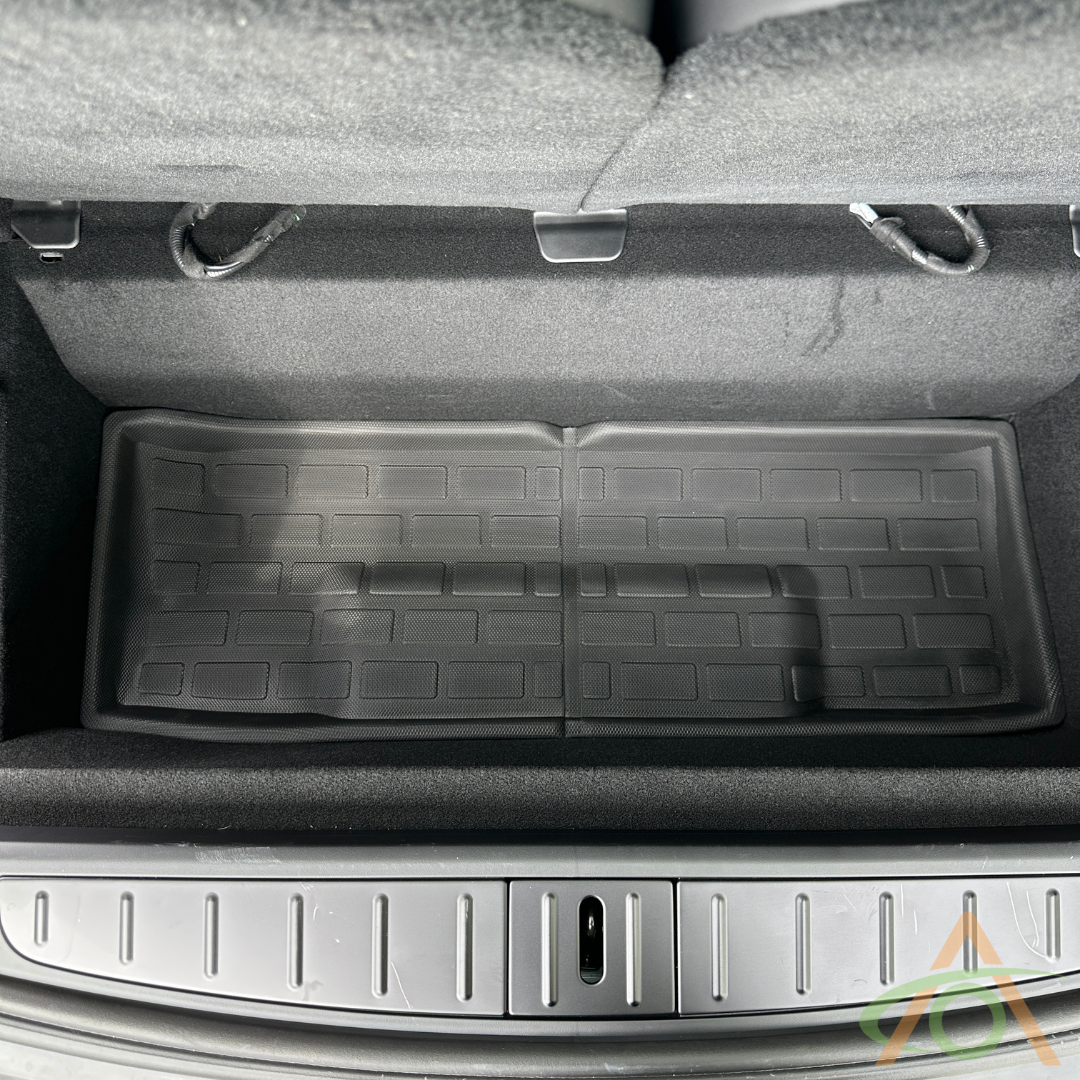 Lower trunk mat for refreshed Model X