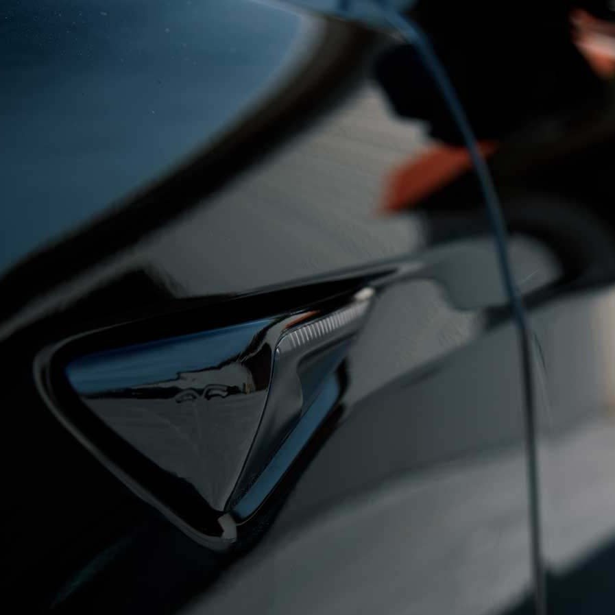 Chrome delete - Tesla Model S
