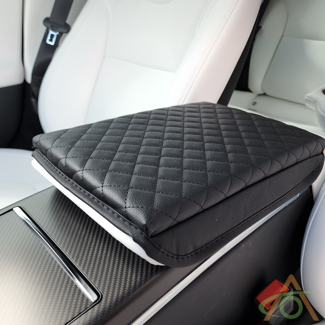 Armrest cover for the refreshed Tesla Model  S/X