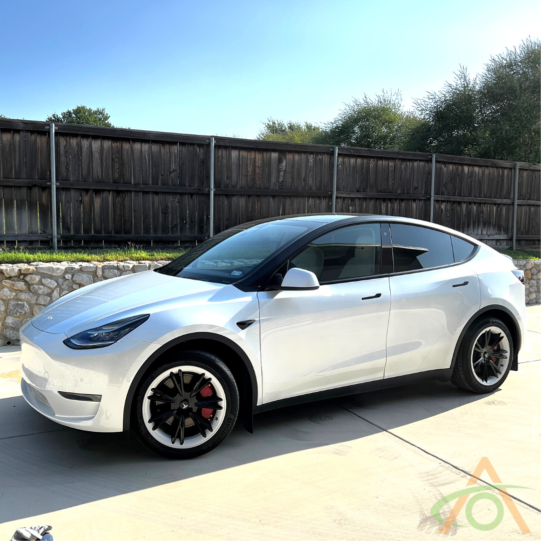 Glossy black & white wheel covers for Tesla Model Y