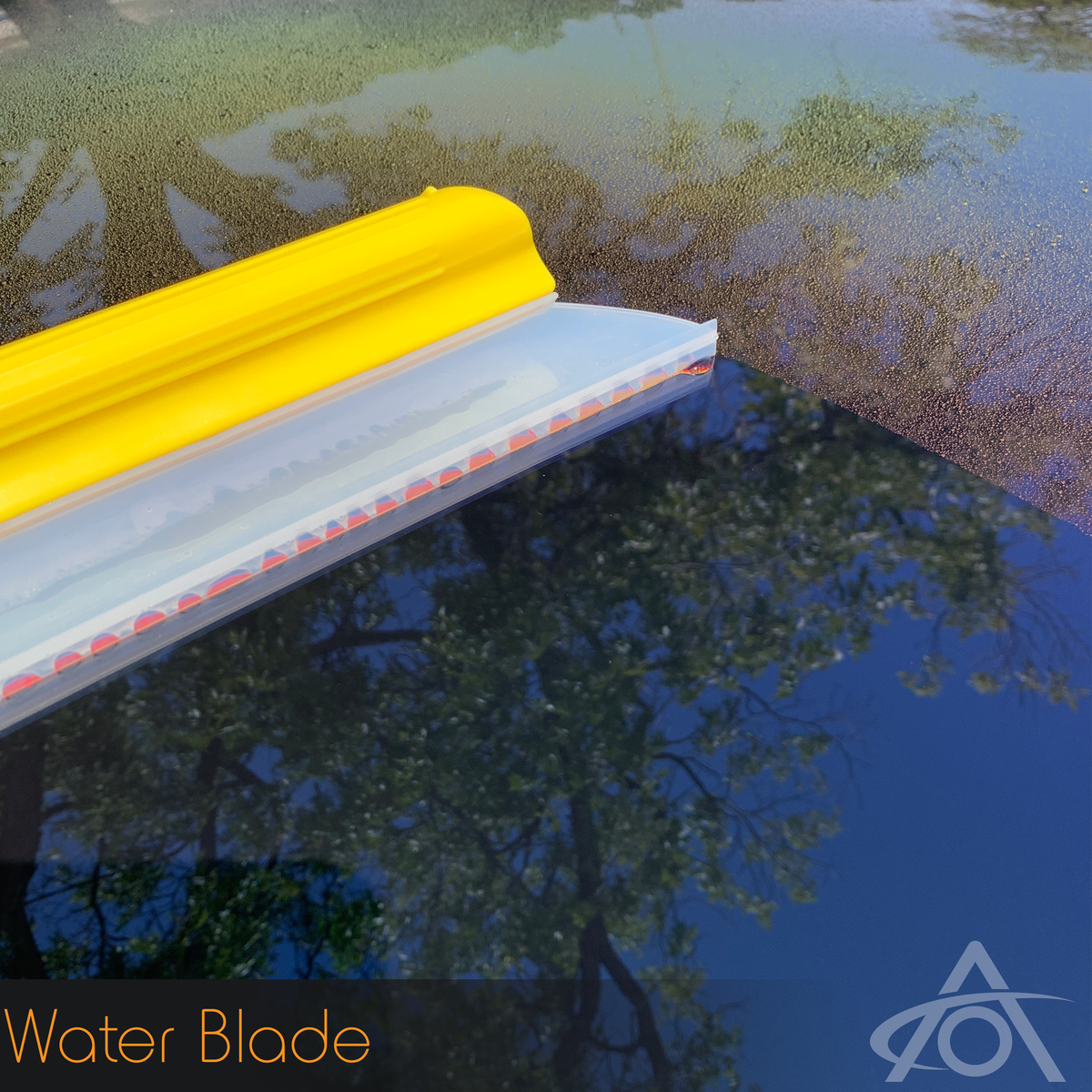 https://abstractocean.com/cdn/shop/products/water_blade_in_use__50815_1200x1200_crop_center.png?v=1612758940